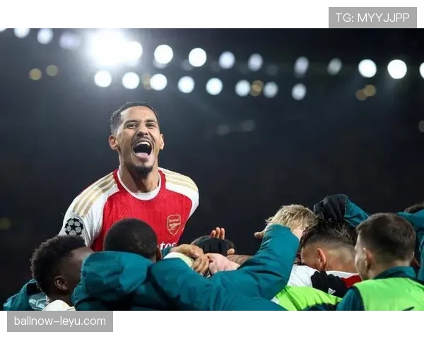 英超争冠白热化，豪强竞逐冠军宝座