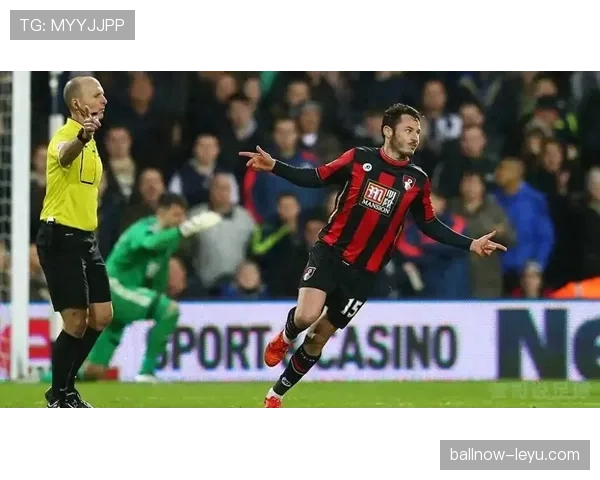 伯恩茅斯门将内托状态稳健,展现出色表现助球队力克对手 伯恩茅斯门将内托状态稳健,展现出色表现助球队力克对手