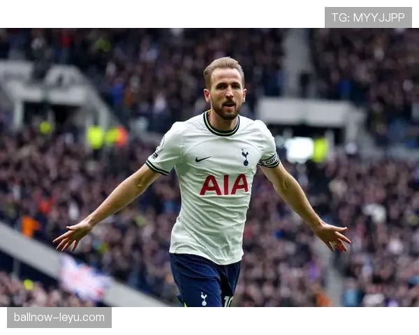 哈里·凯恩世界杯金靴表现解析：大赛荣誉能否支撑其历史地位